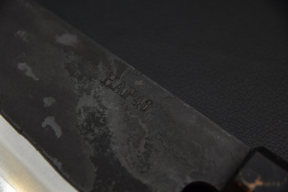 Yoshida Hamono HAP 40 Gyuto 240mm Kurouchi Loupe D'érable (Vert)