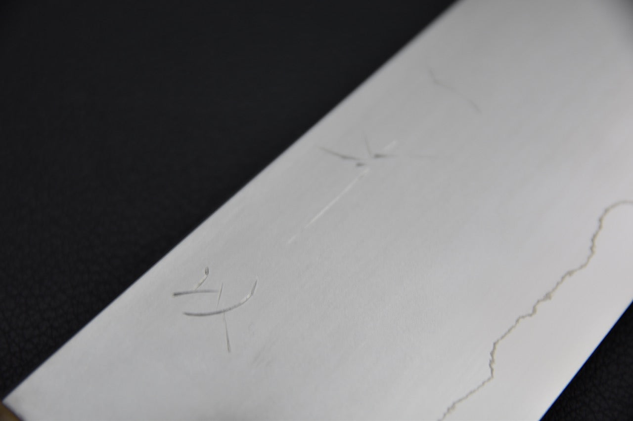 Hitohira Kikuchiyo Izo Ginsan Gyuto 240mm Cèdre Yagusi