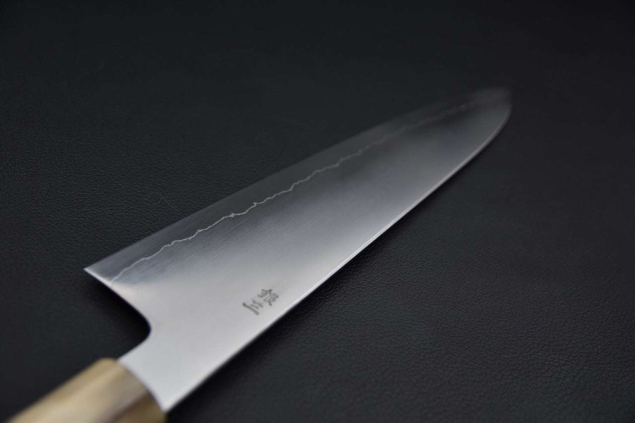 Hitohira Kikuchiyo Izo Ginsan Gyuto 240mm Cèdre Yagusi