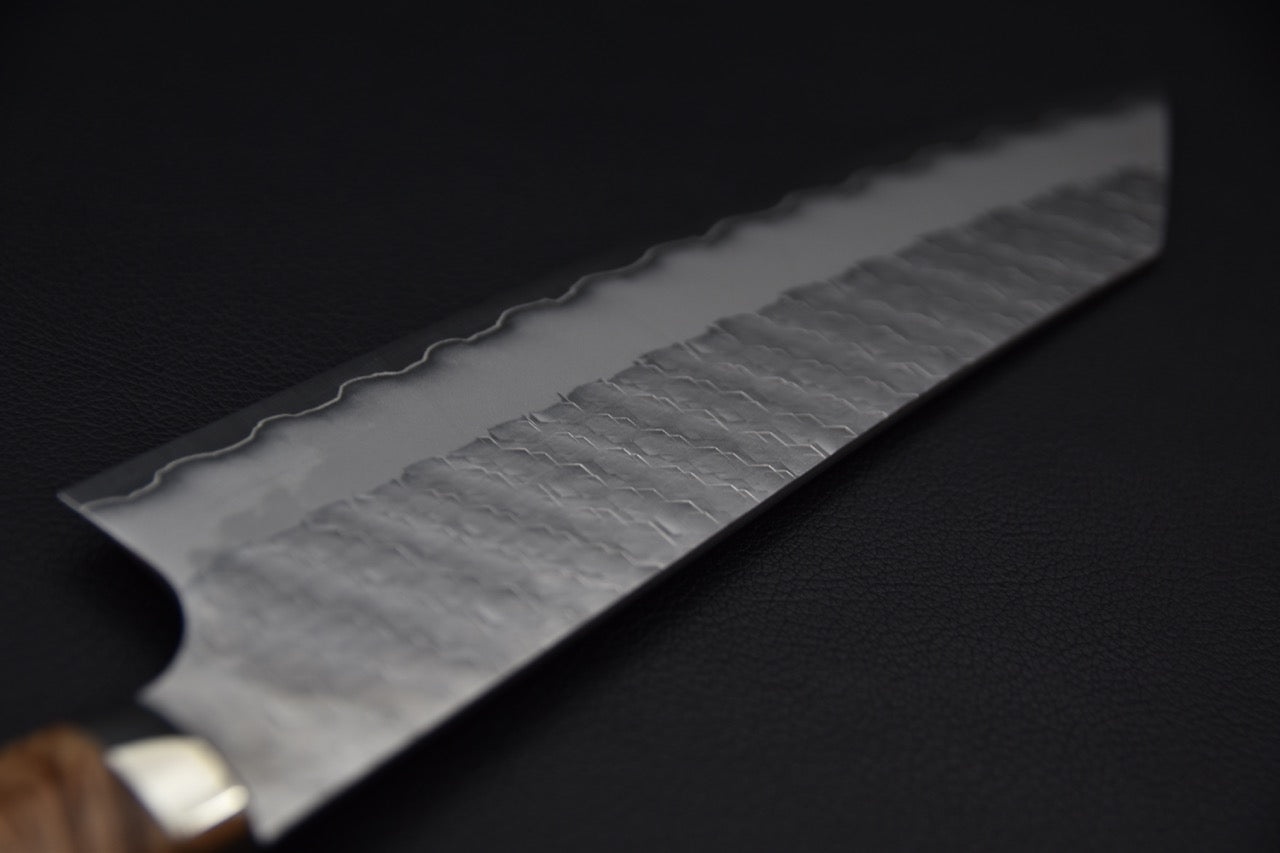 Nigara Hamono SG2 Tsuchime Migaki Kiritsuke Gyuto 210mm Loupe d'érable