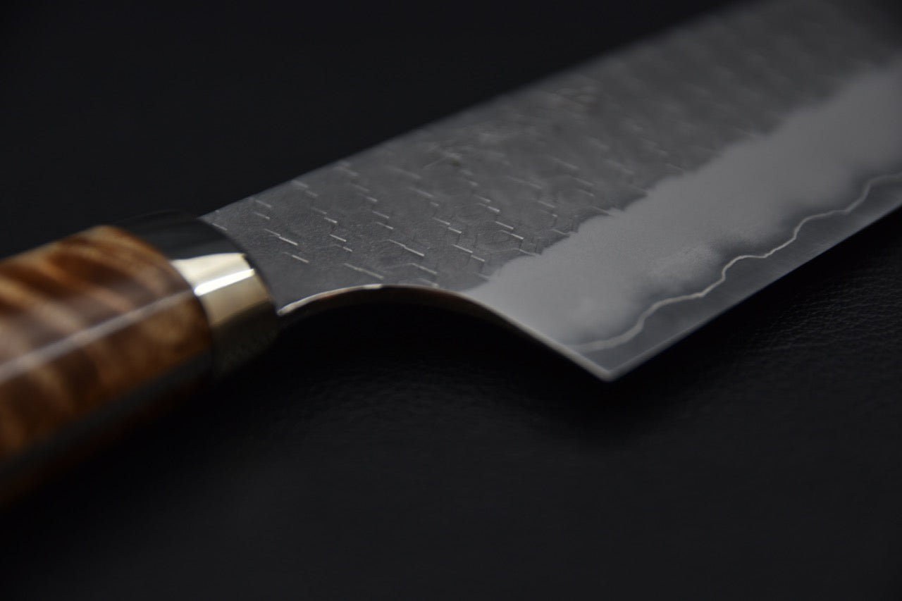 Nigara Hamono SG2 Tsuchime Migaki Kiritsuke Gyuto 210mm Loupe d'érable