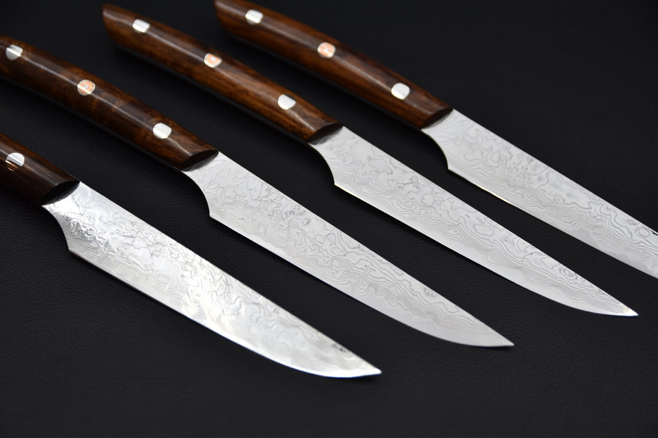 Saji Hamono R2 Damascus Diamond Steak Knife 125mm Ironwood Set