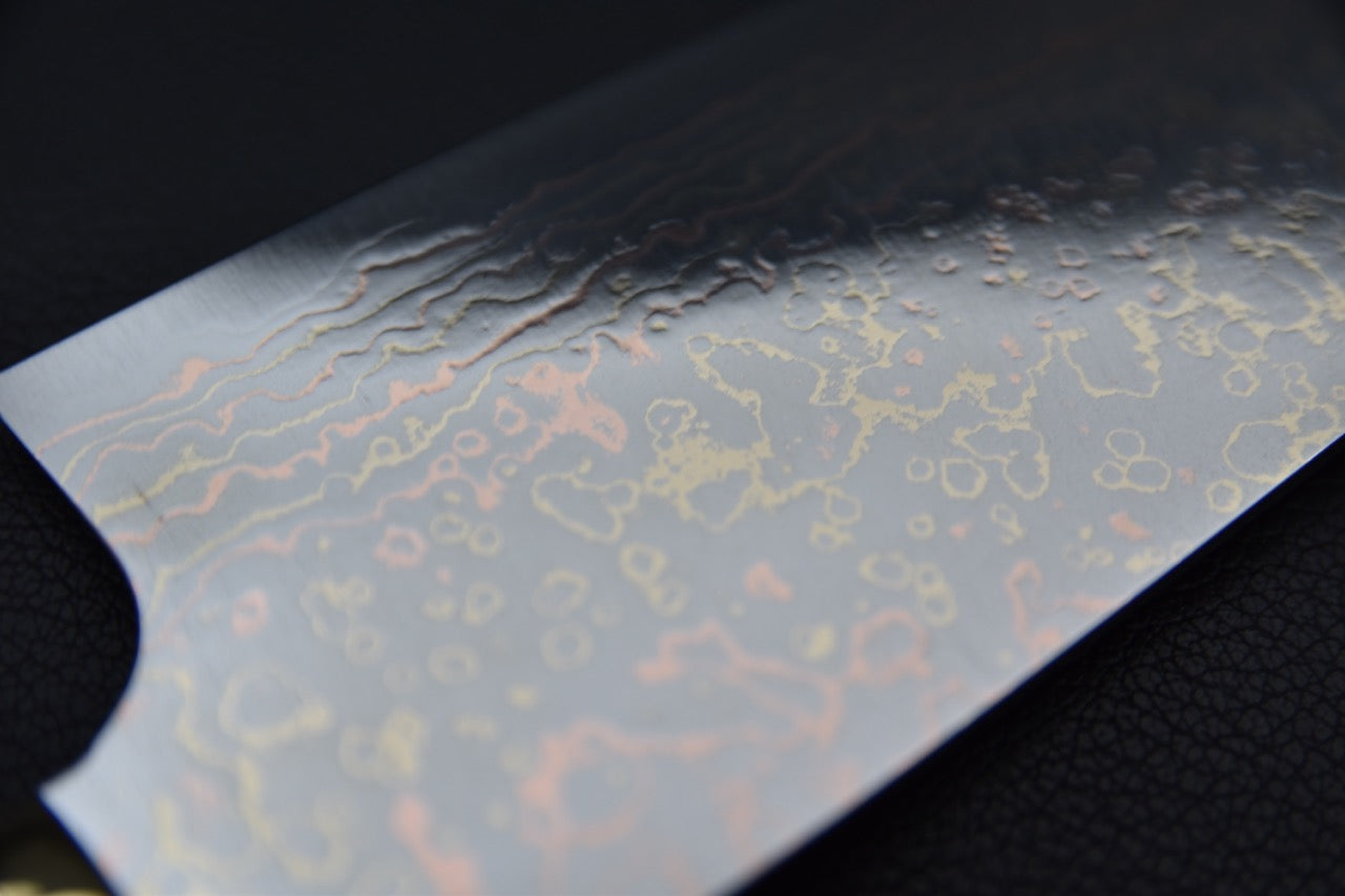 Saji Hamono VG-10 Rainbow Damascus Santoku 180mm Cow Horn