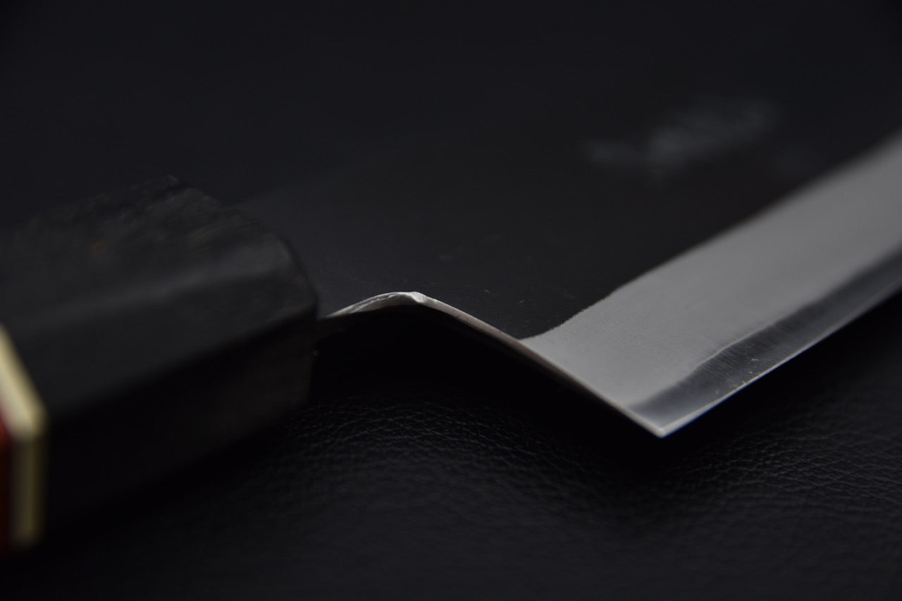 Yoshida Hamono HAP 40 Gyuto 210mm Kurouchi Loupe D'érable (Rouge)