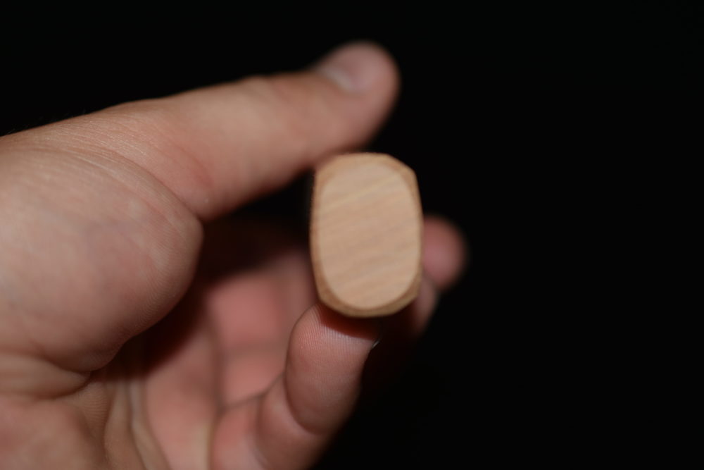 Hitohira Futana SB Migaki Couteau d'office 80mm Bois de Cerisier